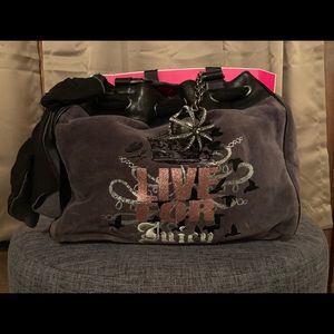 NWOT Juicy Couture purse.